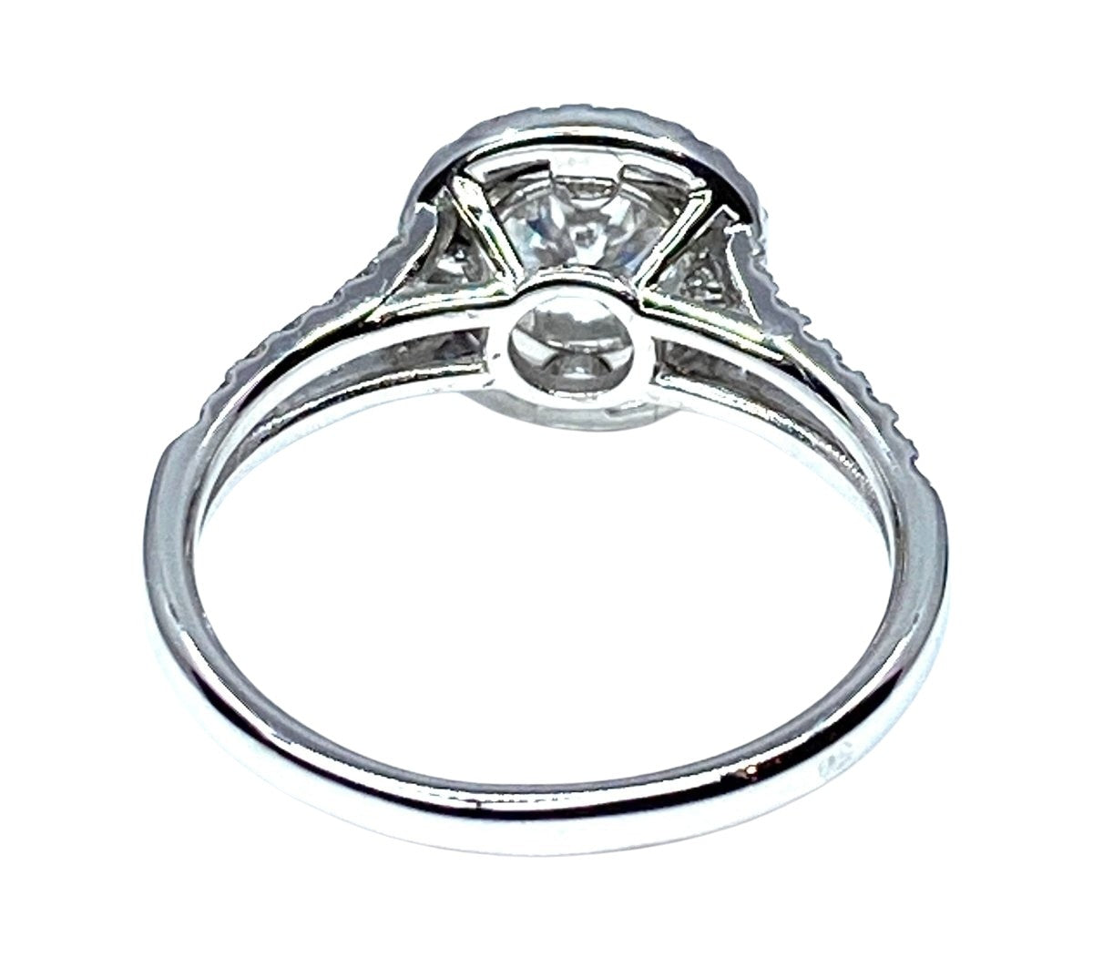 Bague en or blanc 18 carat , diamant 0,40 carat couleur E - Castafiore