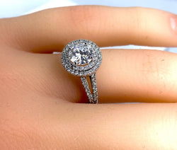 Bague en or blanc 18 carats, diamant 0,97 carat couleur E - Castafiore