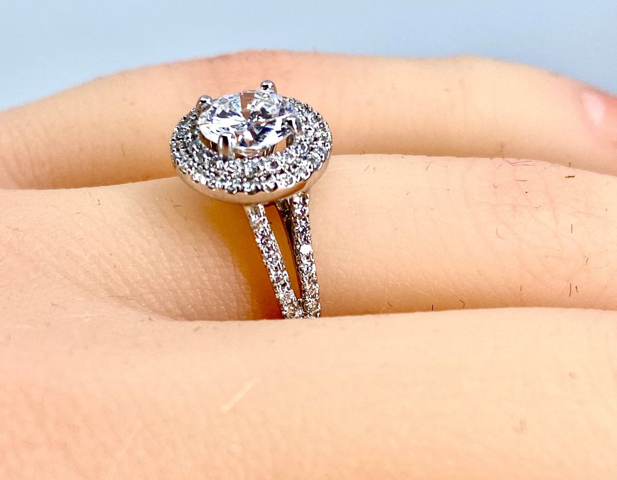 Bague en or blanc 18 carats, diamant 0,97 carat couleur E - Castafiore