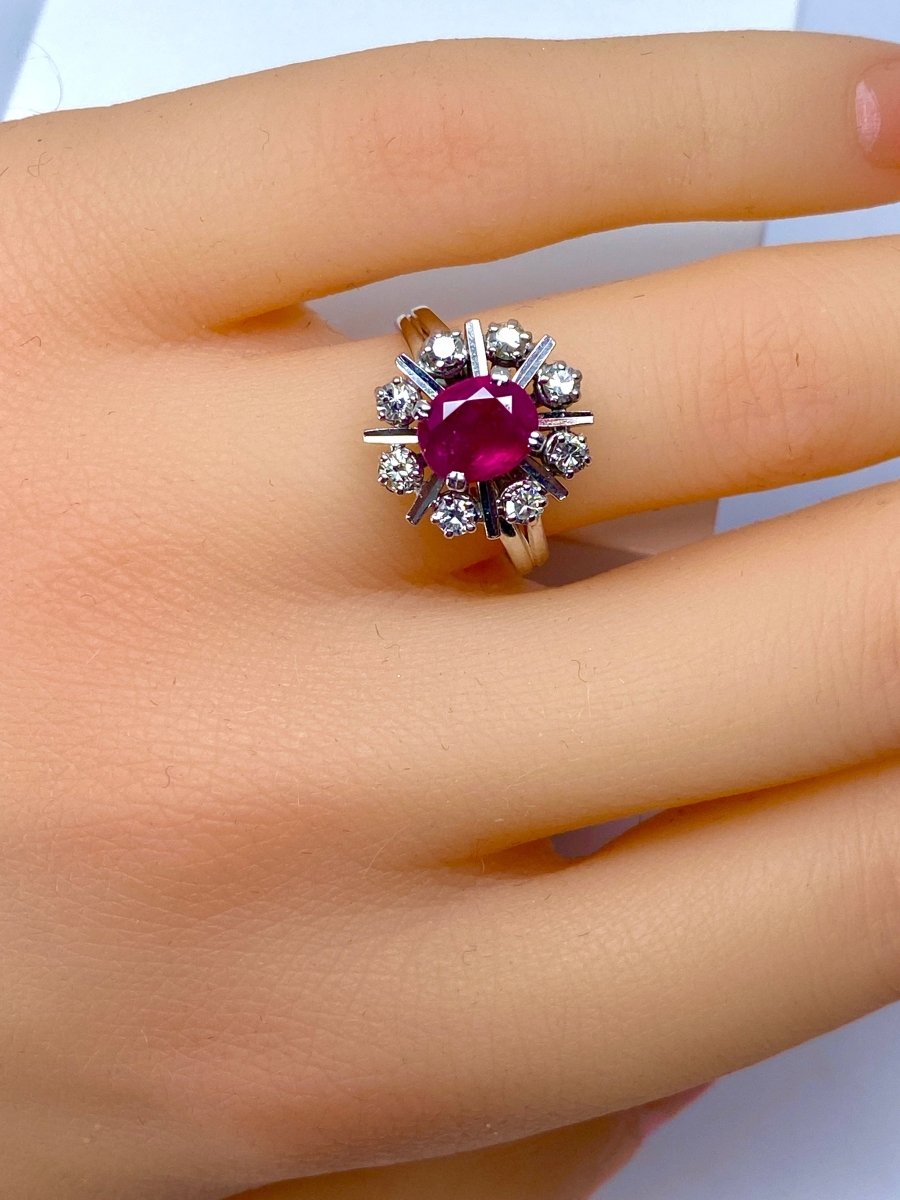 Bague en or blanc 18 carats en rubis et diamants - Castafiore