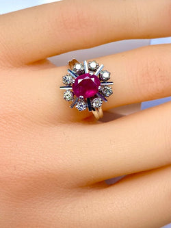 Bague en or blanc 18 carats en rubis et diamants - Castafiore