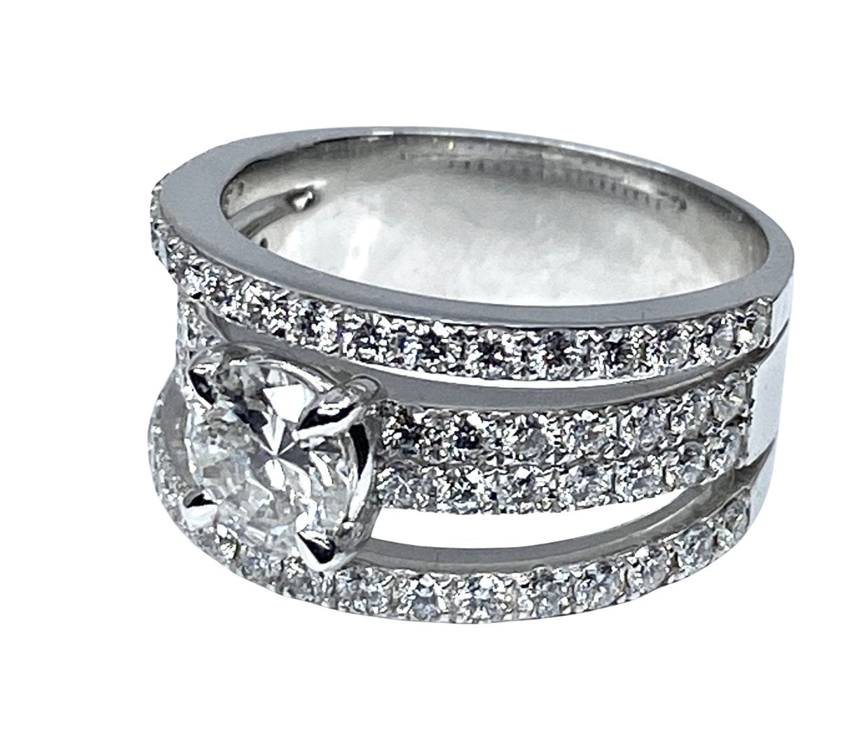 Bague en or blanc 18 carats et diamants - Castafiore