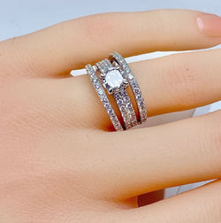 Bague en or blanc 18 carats et diamants - Castafiore