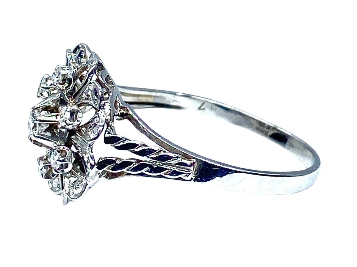 Bague en or blanc 18 carats et diamants, décor de coeurs - Castafiore