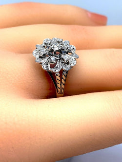 Bague en or blanc 18 carats et diamants, décor de coeurs - Castafiore