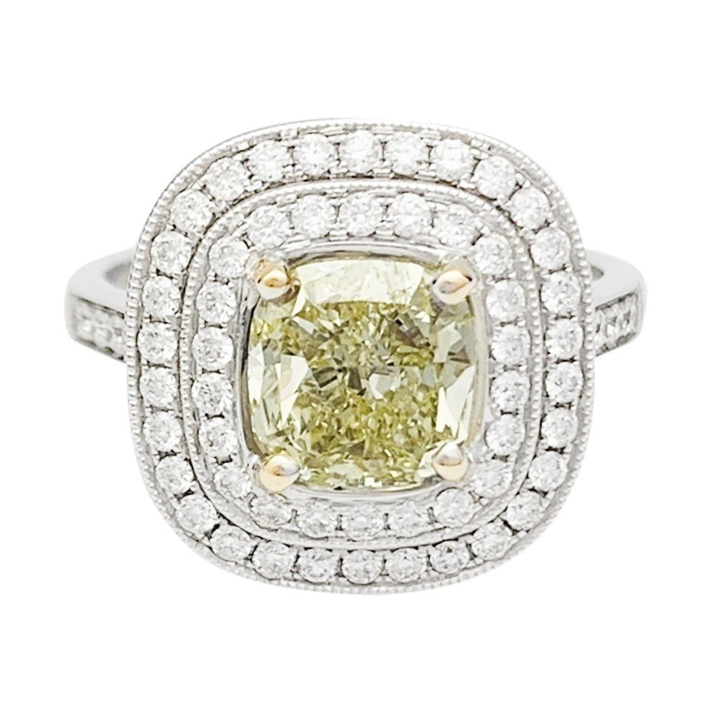 Bague en or blanc à entourage, centre diamant jaune 2,01 carats - Castafiore