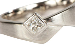 Bague en or blanc et diamant - Castafiore