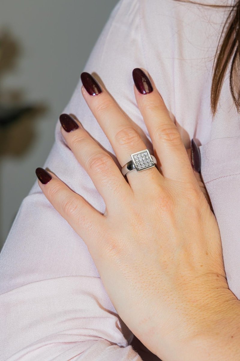 Bague en or blanc et diamant - Castafiore