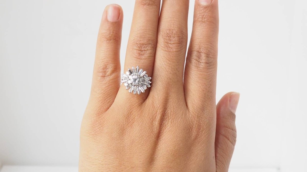 Bague en or blanc et diamants - Castafiore