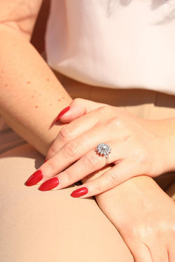 Bague en or blanc et diamants - Castafiore