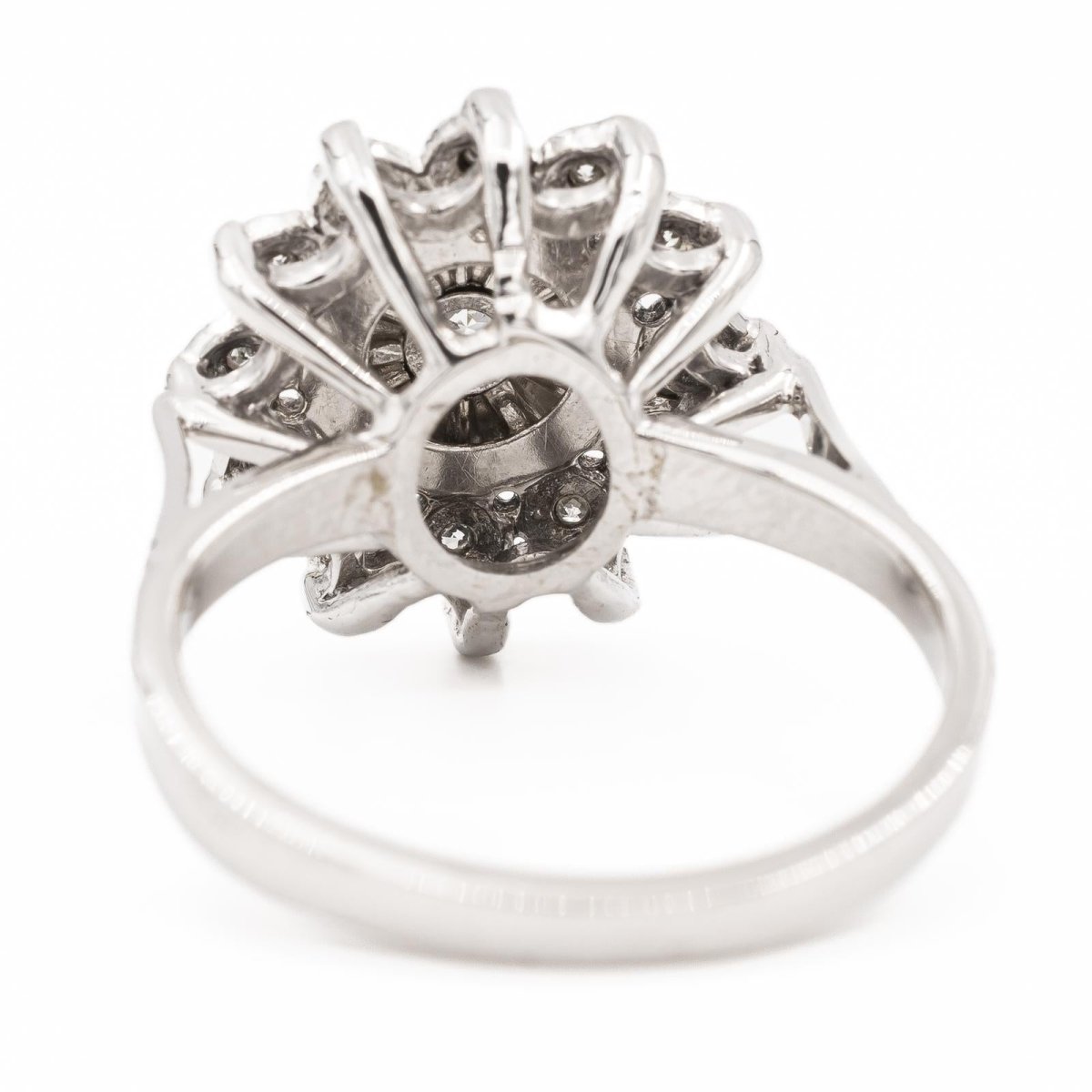 Bague en or blanc et diamants - Castafiore