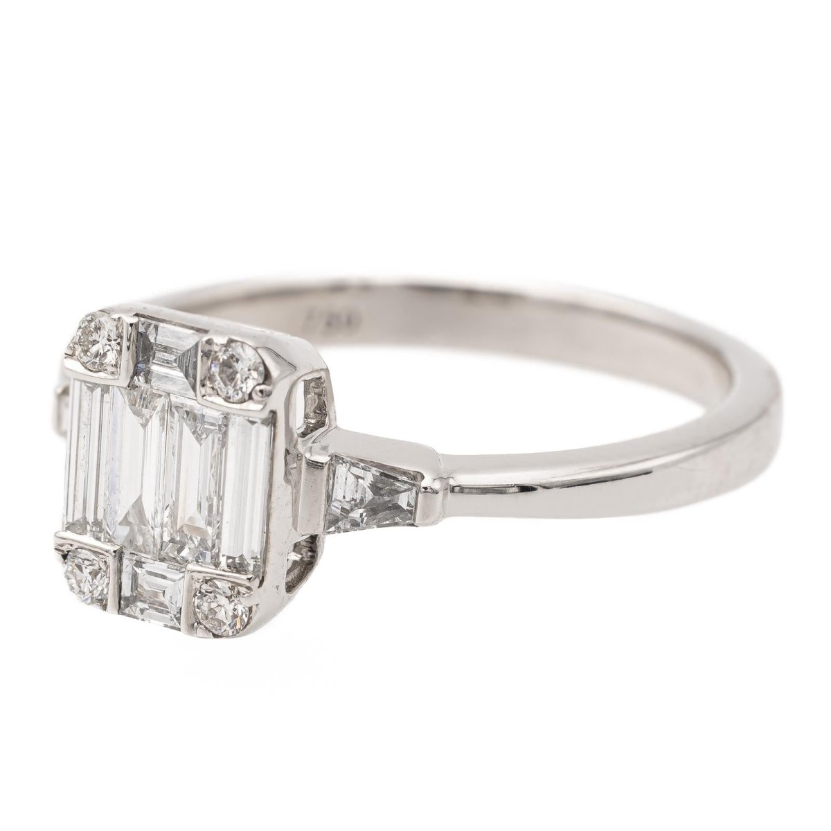 Bague en or blanc et diamants - Castafiore