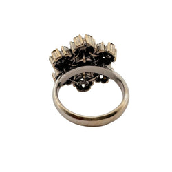 Bague en or blanc et diamants de couleur - Castafiore