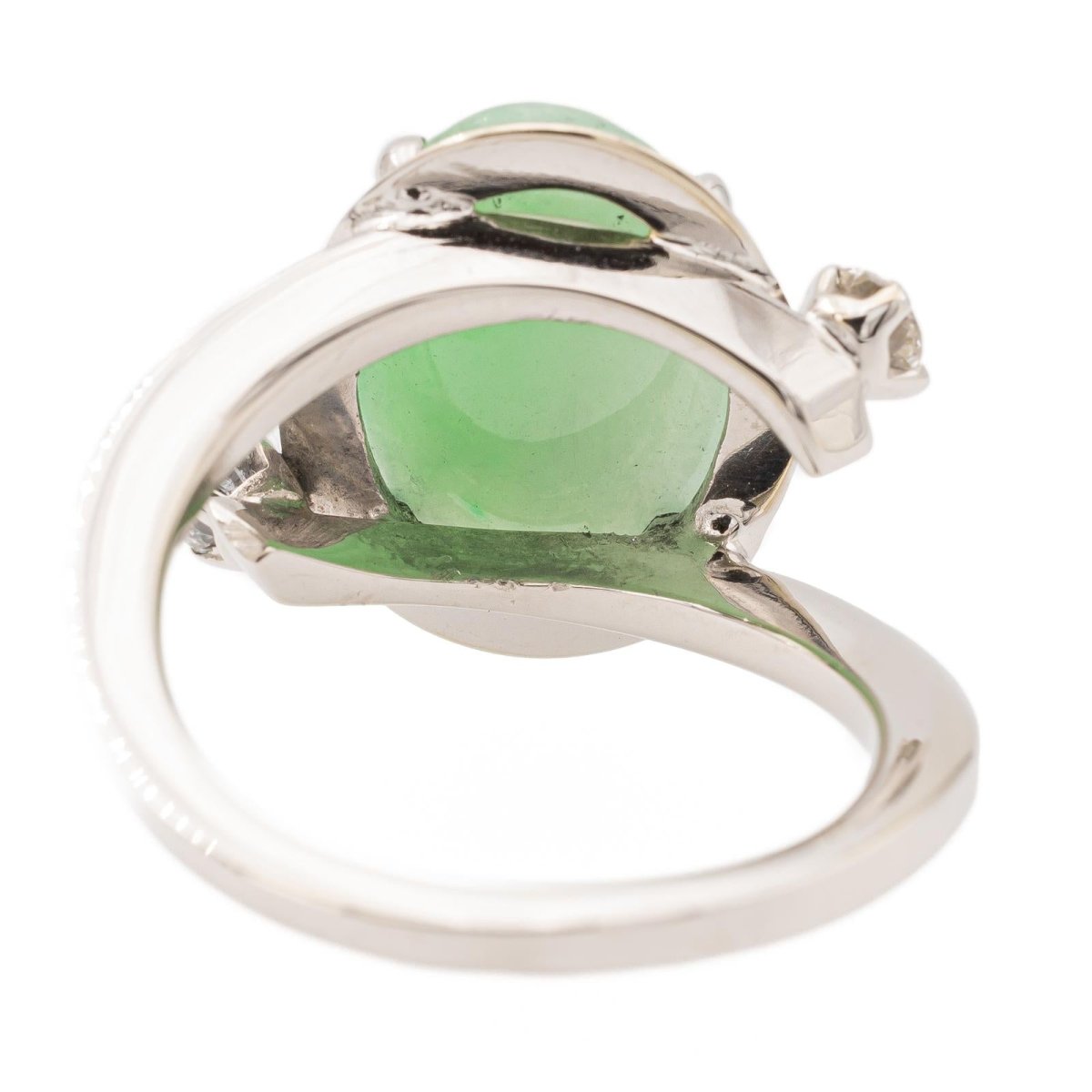 Bague en or blanc, jade et diamants - Castafiore