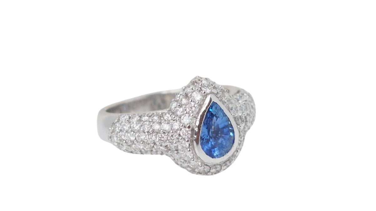 Bague en or blanc, saphir de Ceylan et diamants - Castafiore