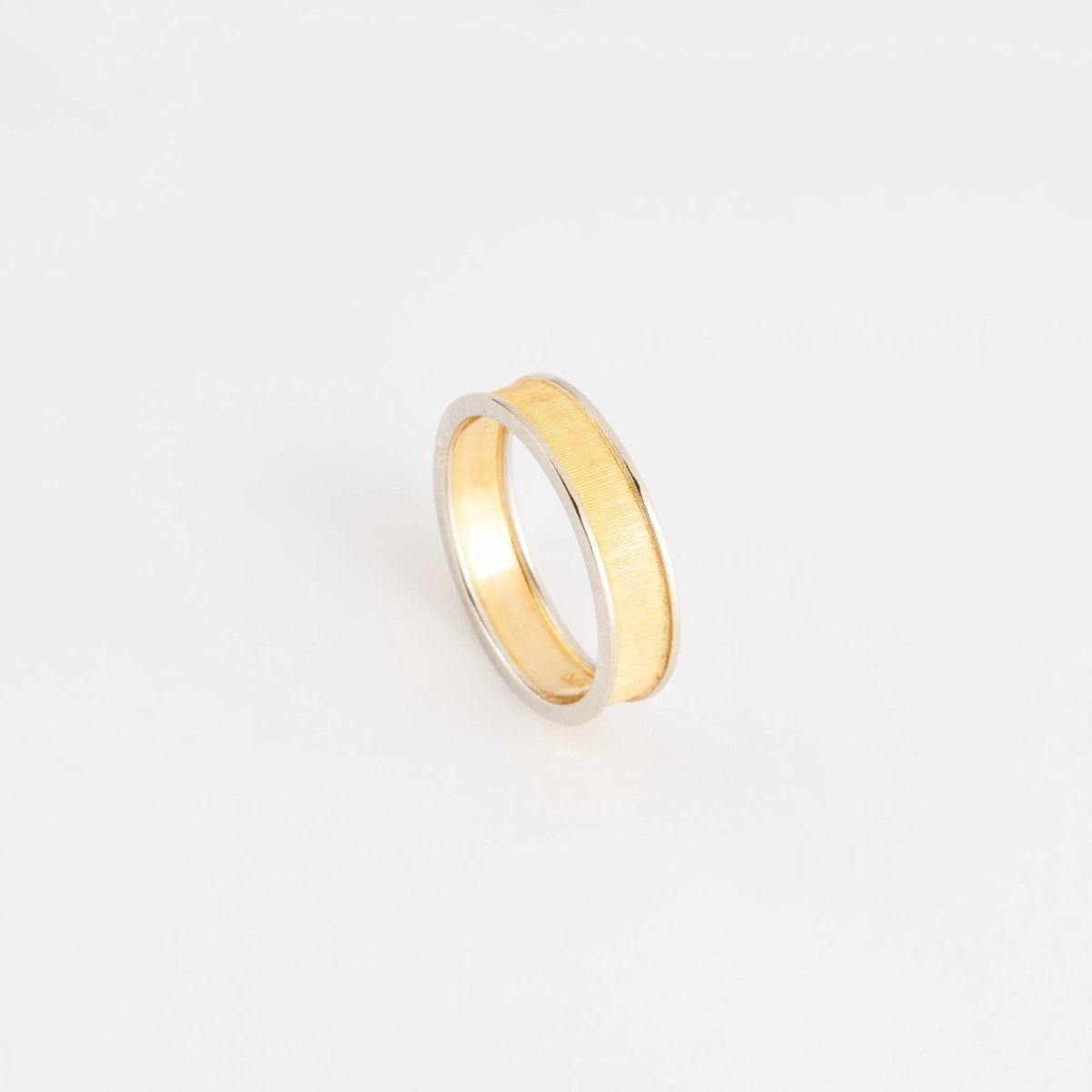 Bague en or ciselé de la Maison Buccellati - Castafiore