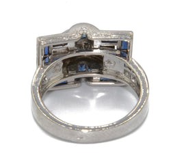 Bague en or gris et saphirs bleus calibrés - Castafiore