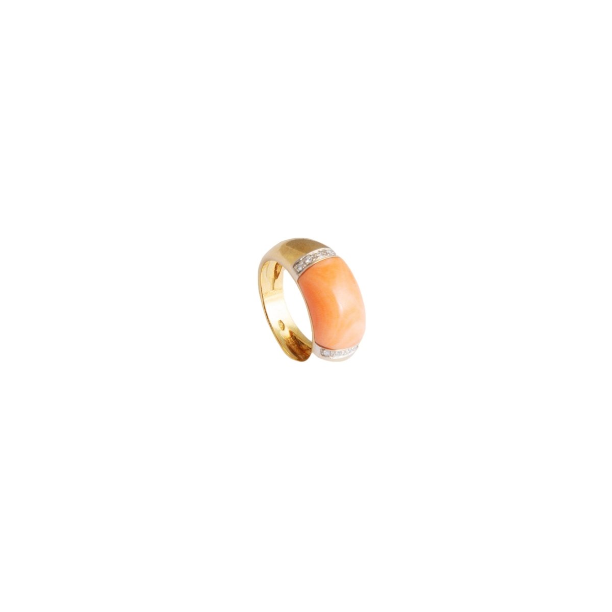 Bague en or jaune, corail et diamants - Castafiore