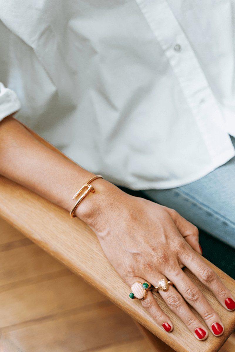 Bague en or jaune, corail et jade - Castafiore