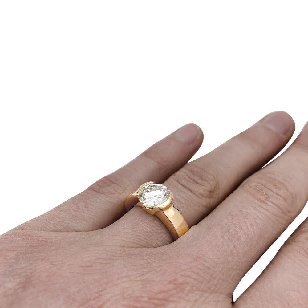 Bague en or jaune, diamants 2,09 cts G/VVS1 - Castafiore