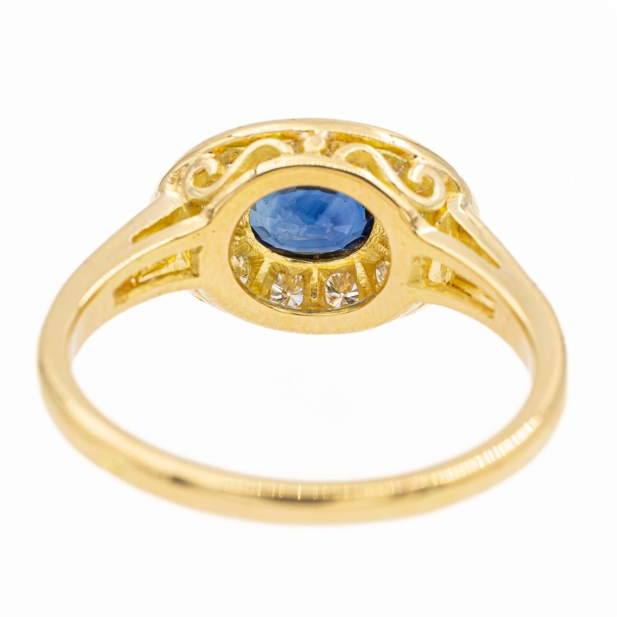 Bague en or jaune, diamants et saphir - Castafiore
