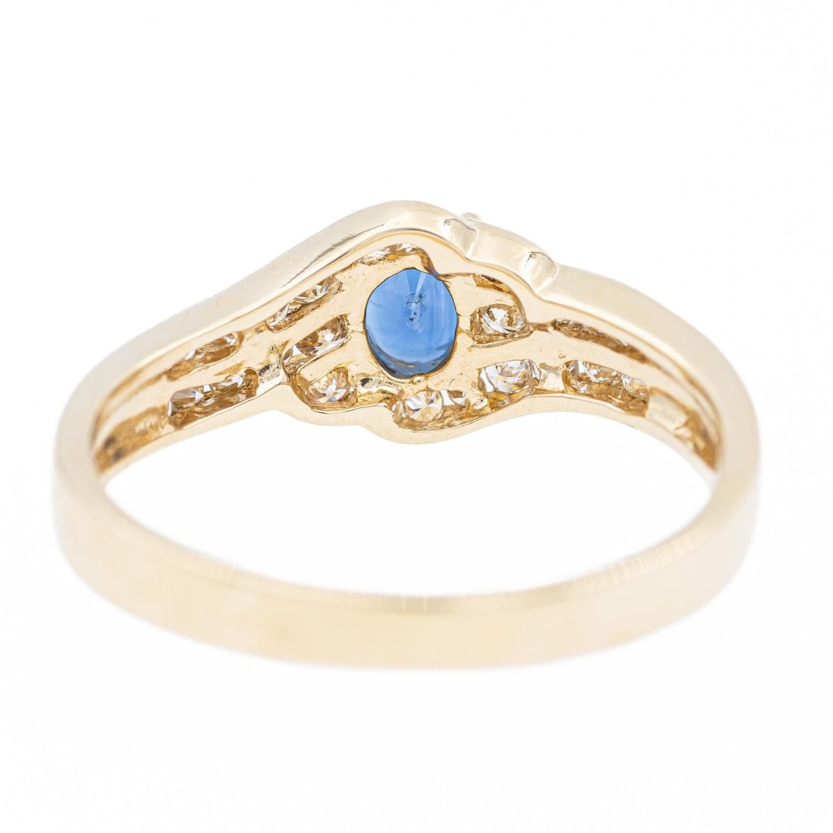 Bague en or jaune, diamants et saphir - Castafiore