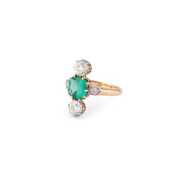 Bague en or jaune, émeraude et diamants Début XIX éme - Castafiore