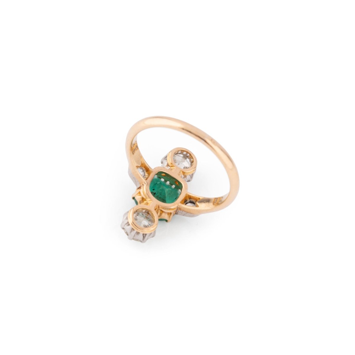 Bague en or jaune, émeraude et diamants Début XIX éme - Castafiore