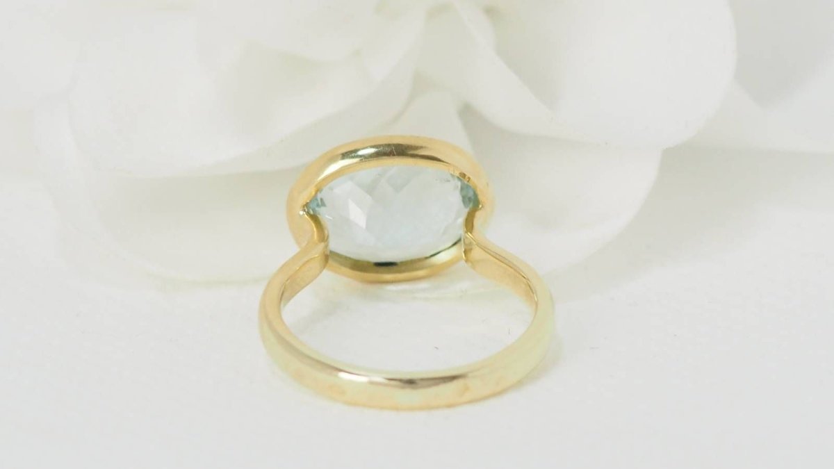 Bague en or jaune et aigue marine - Castafiore