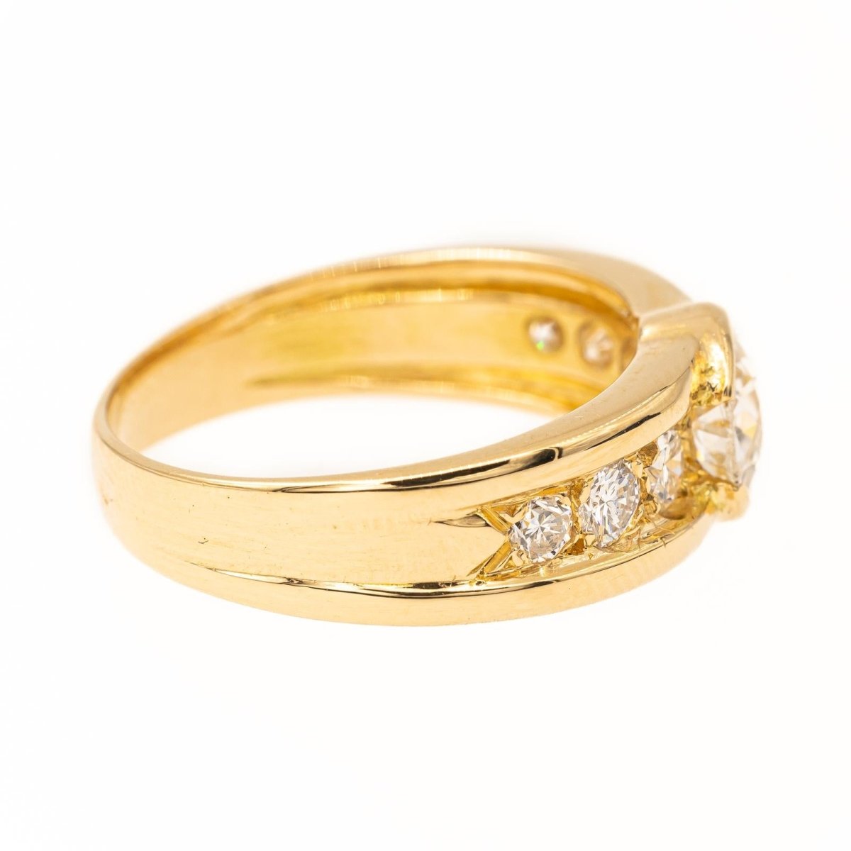 Bague en or jaune et diamants - Castafiore