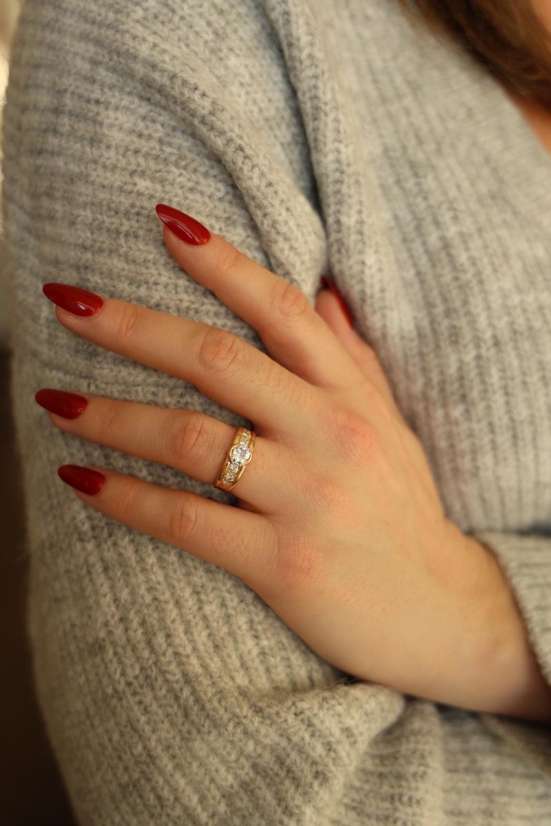 Bague en or jaune et diamants - Castafiore