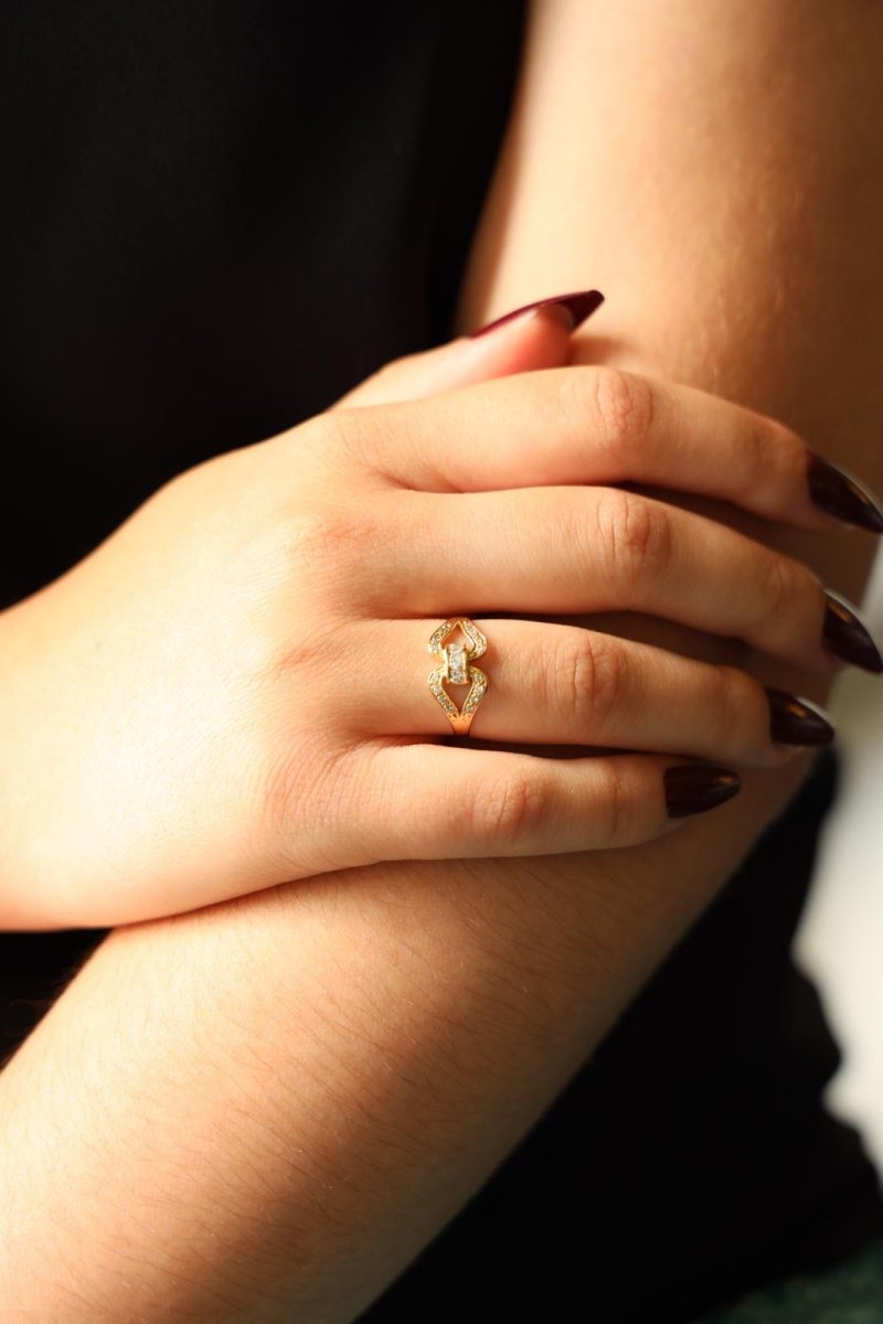 Bague en or jaune et diamants - Castafiore