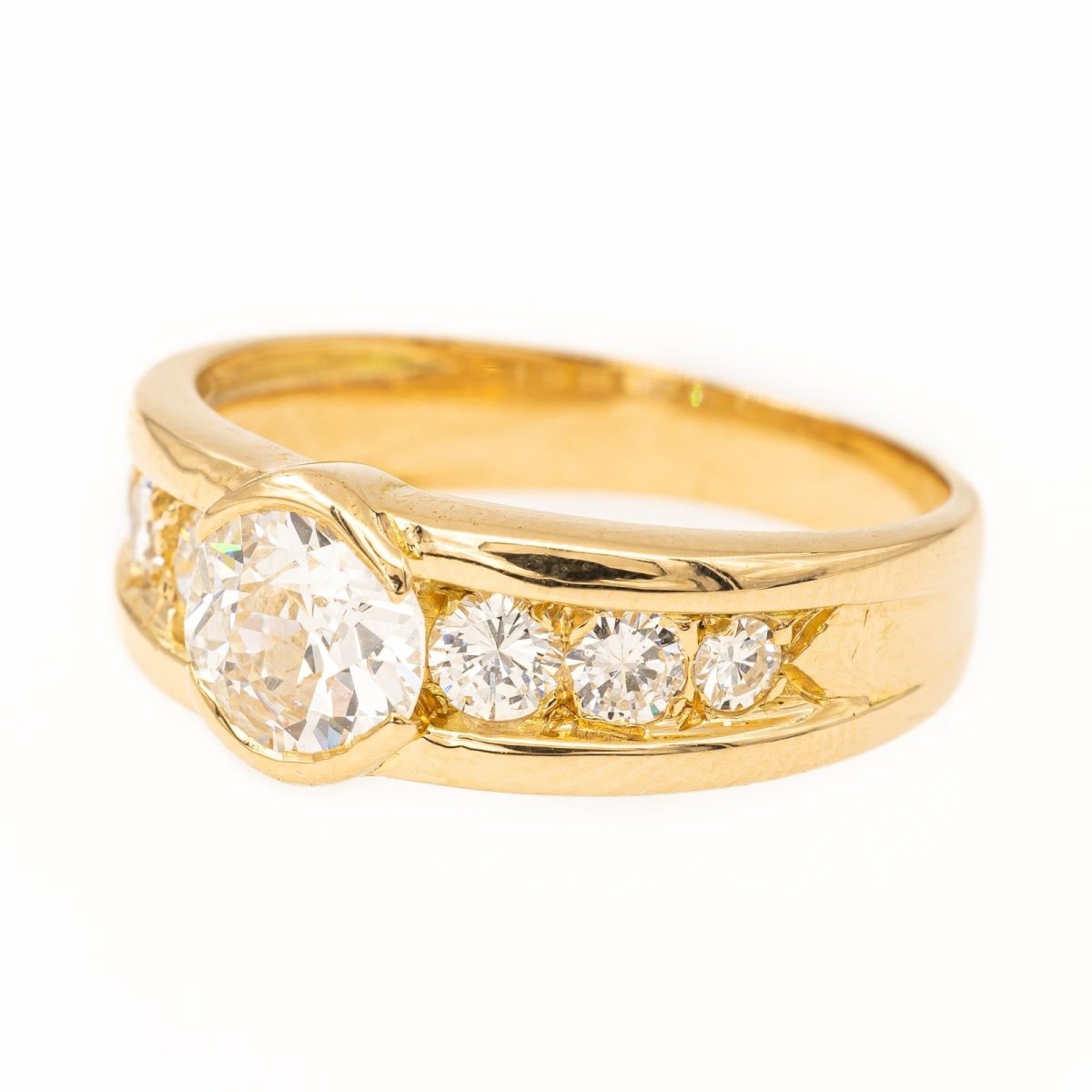 Bague en or jaune et diamants - Castafiore