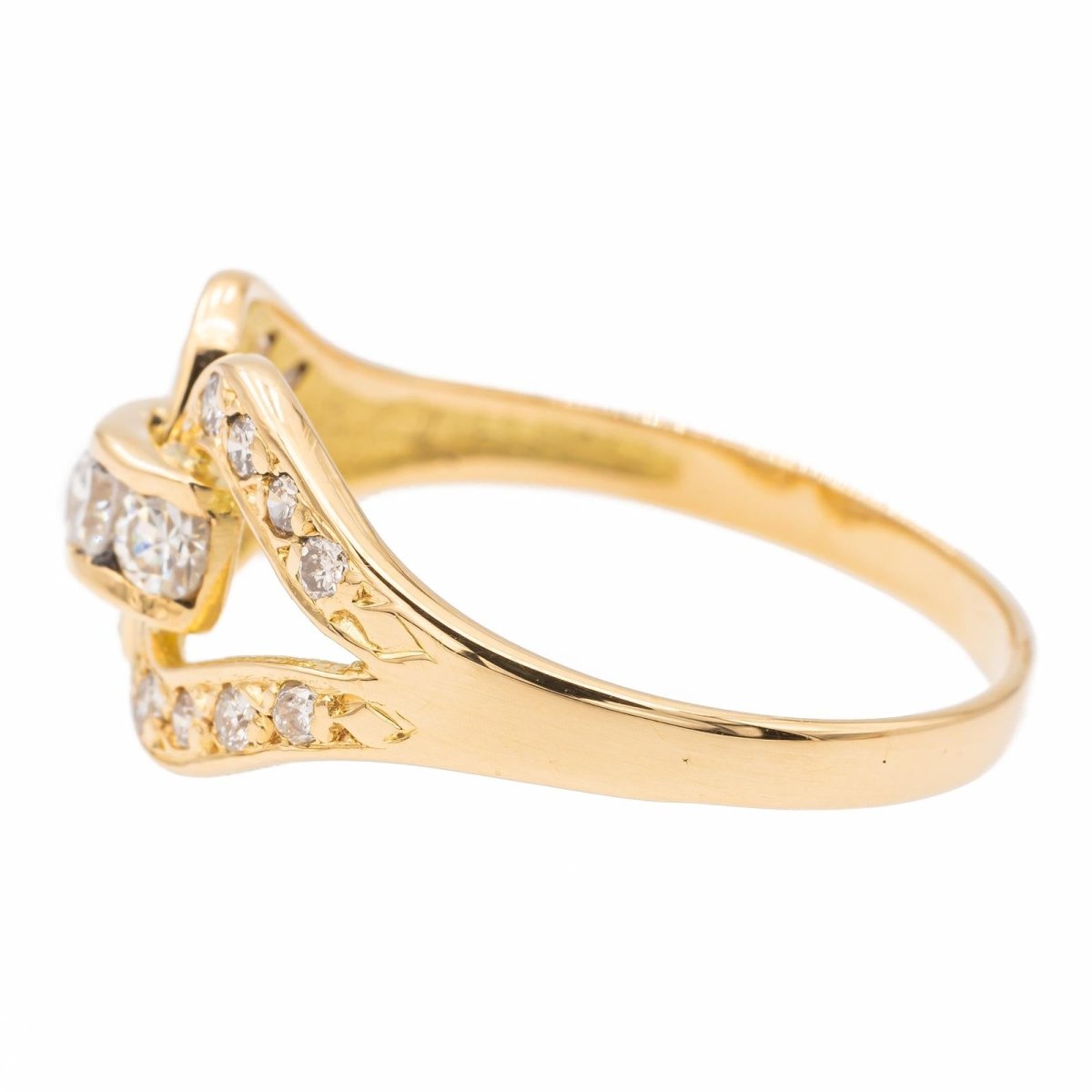 Bague en or jaune et diamants - Castafiore