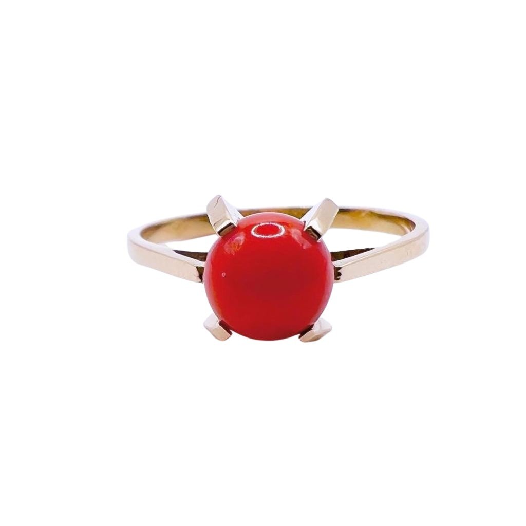Bague en or jaune et perle de corail - Castafiore