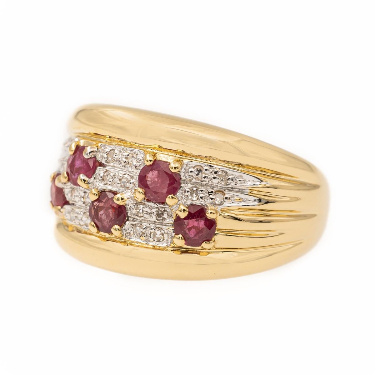 Bague en or jaune et rubis - Castafiore