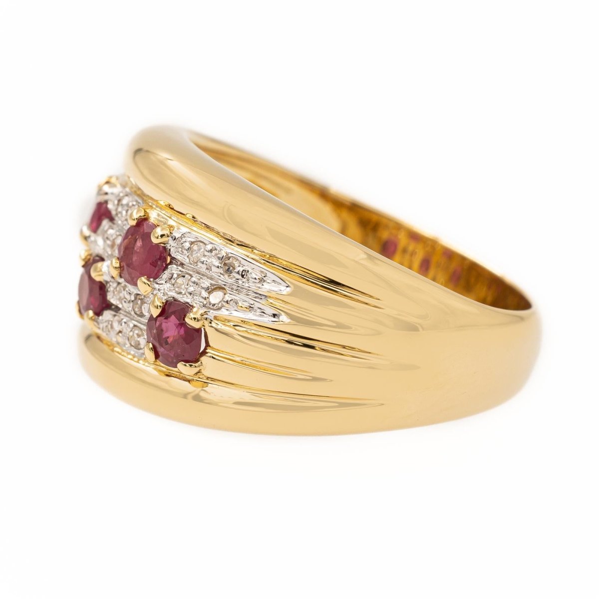 Bague en or jaune et rubis - Castafiore