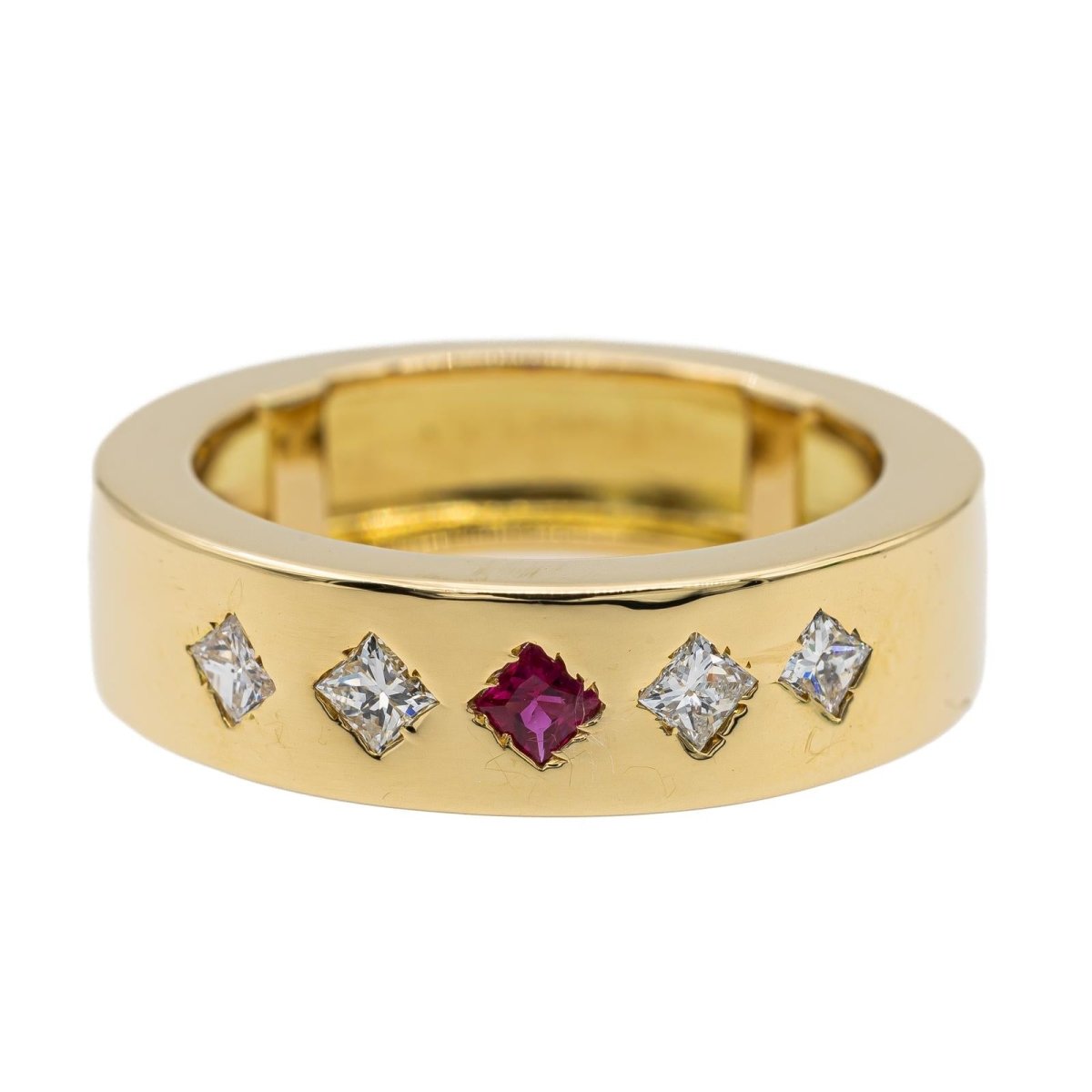 Bague en or jaune et rubis - Castafiore
