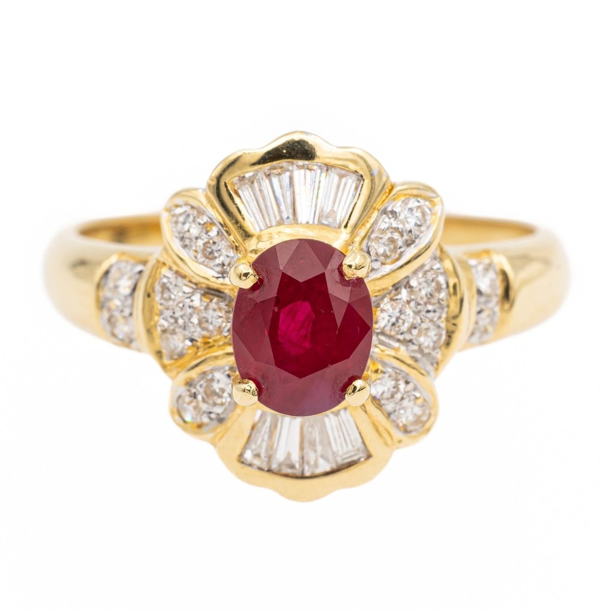 Bague en or jaune et rubis - Castafiore