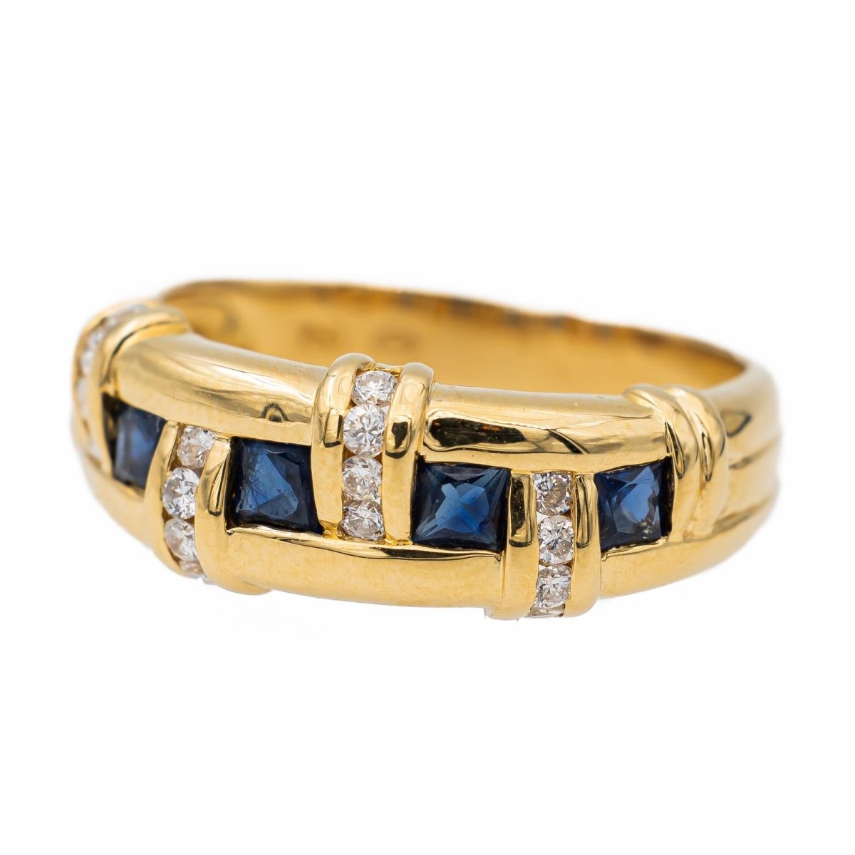 Bague en or jaune et saphir - Castafiore