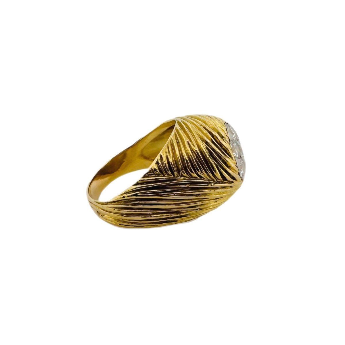Bague en or jaune, platine et diamants - Castafiore