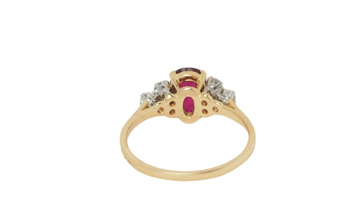 Bague en or jaune rubis et diamants - Castafiore