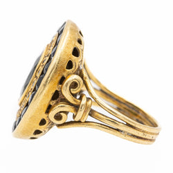 Bague en or jaune, saphir et diamants - Castafiore