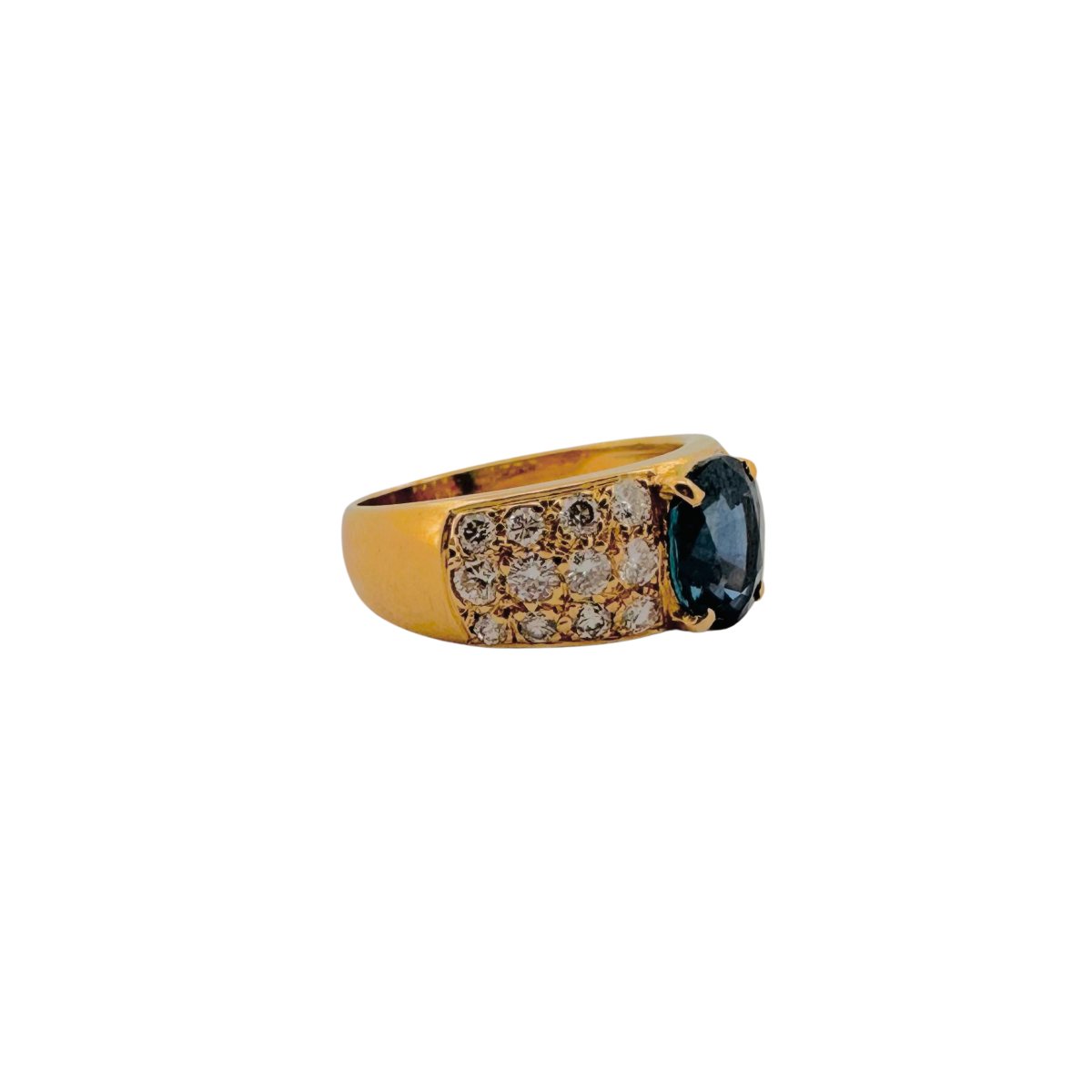 Bague en or jaune, saphir et diamants - Castafiore