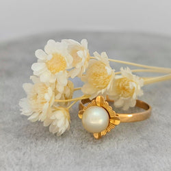 Bague en or rose et perle - Castafiore