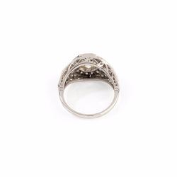 Bague en platine sertie d'un diamant - Castafiore