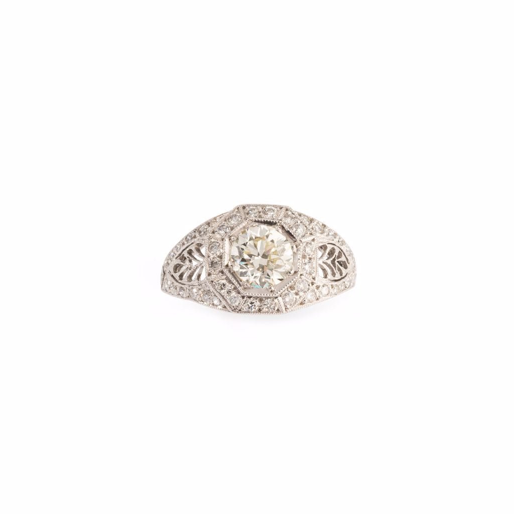 Bague en platine sertie d'un diamant - Castafiore