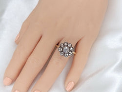 Bague Entourage en or jaune, platine et diamants - Castafiore