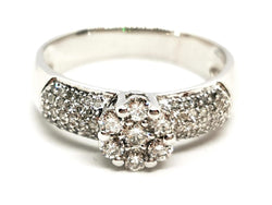 Bague Fleur Or blanc Diamant - Castafiore