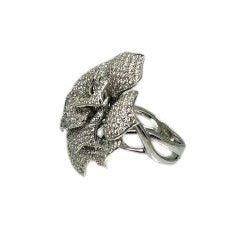 Bague Fleur ornée de diamants - Castafiore